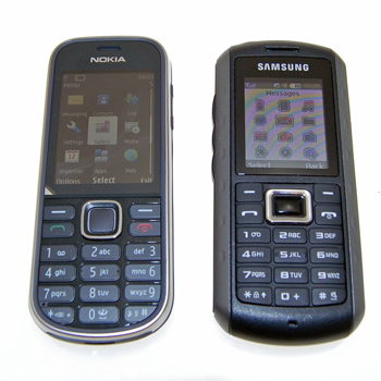 Nokia 3720 Classic Vs Samsung B2100 Slide