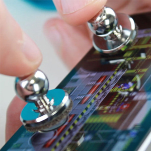 Joystick-It Game Controller for Smartphones